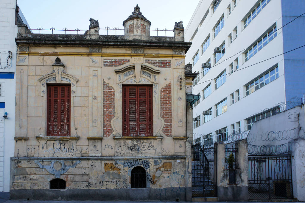 Casarão do século 19 é demolido em Santa Cecília