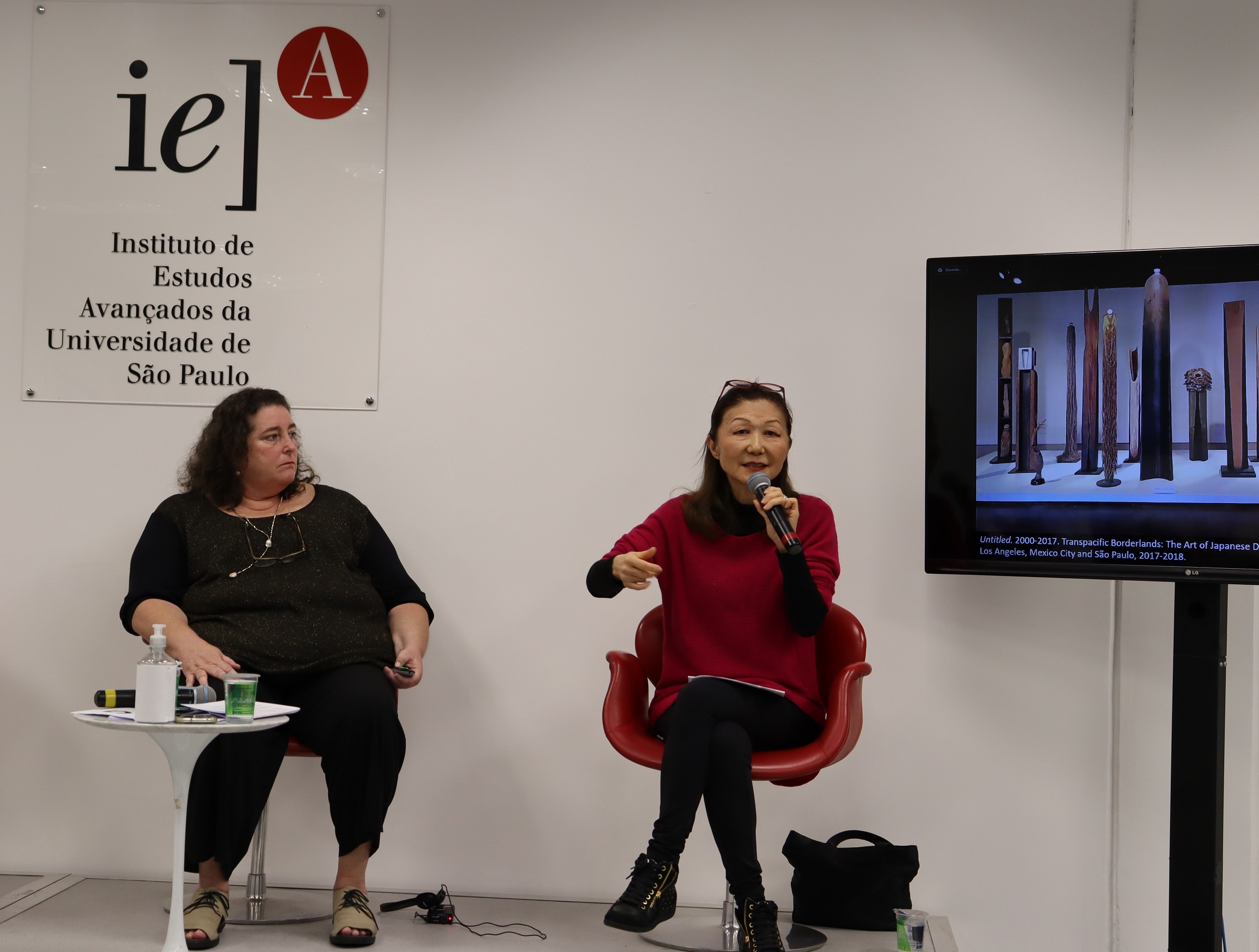 Michiko Okano faz sua apresentação